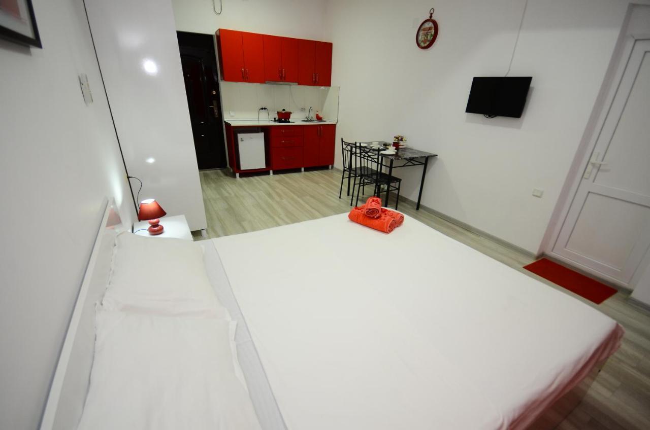 באטומי Aparthotel My Home מראה חיצוני תמונה
