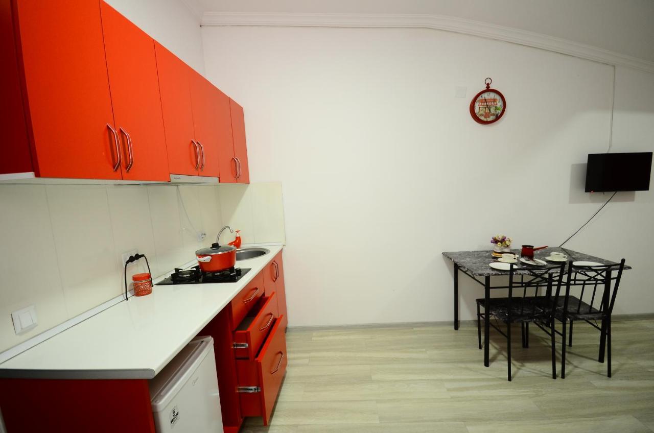 באטומי Aparthotel My Home מראה חיצוני תמונה