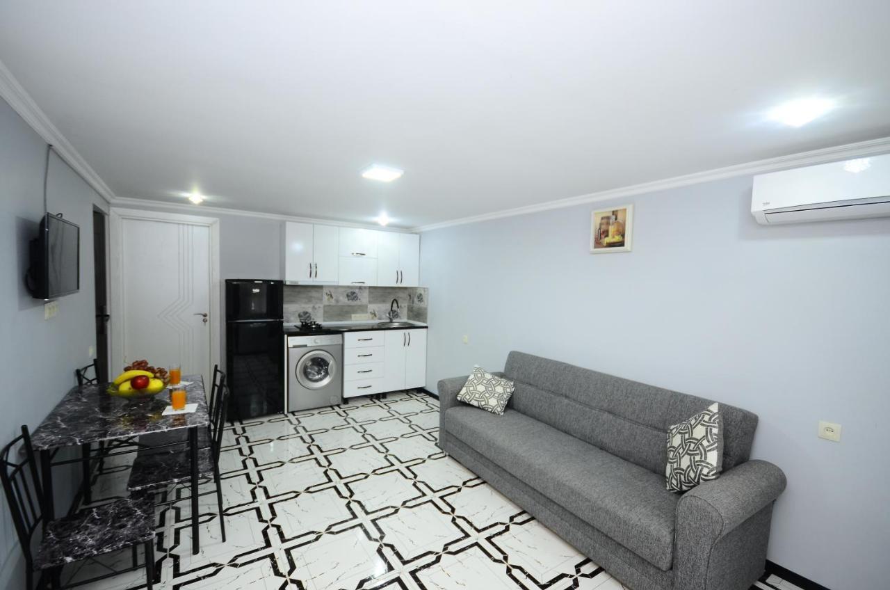 באטומי Aparthotel My Home מראה חיצוני תמונה