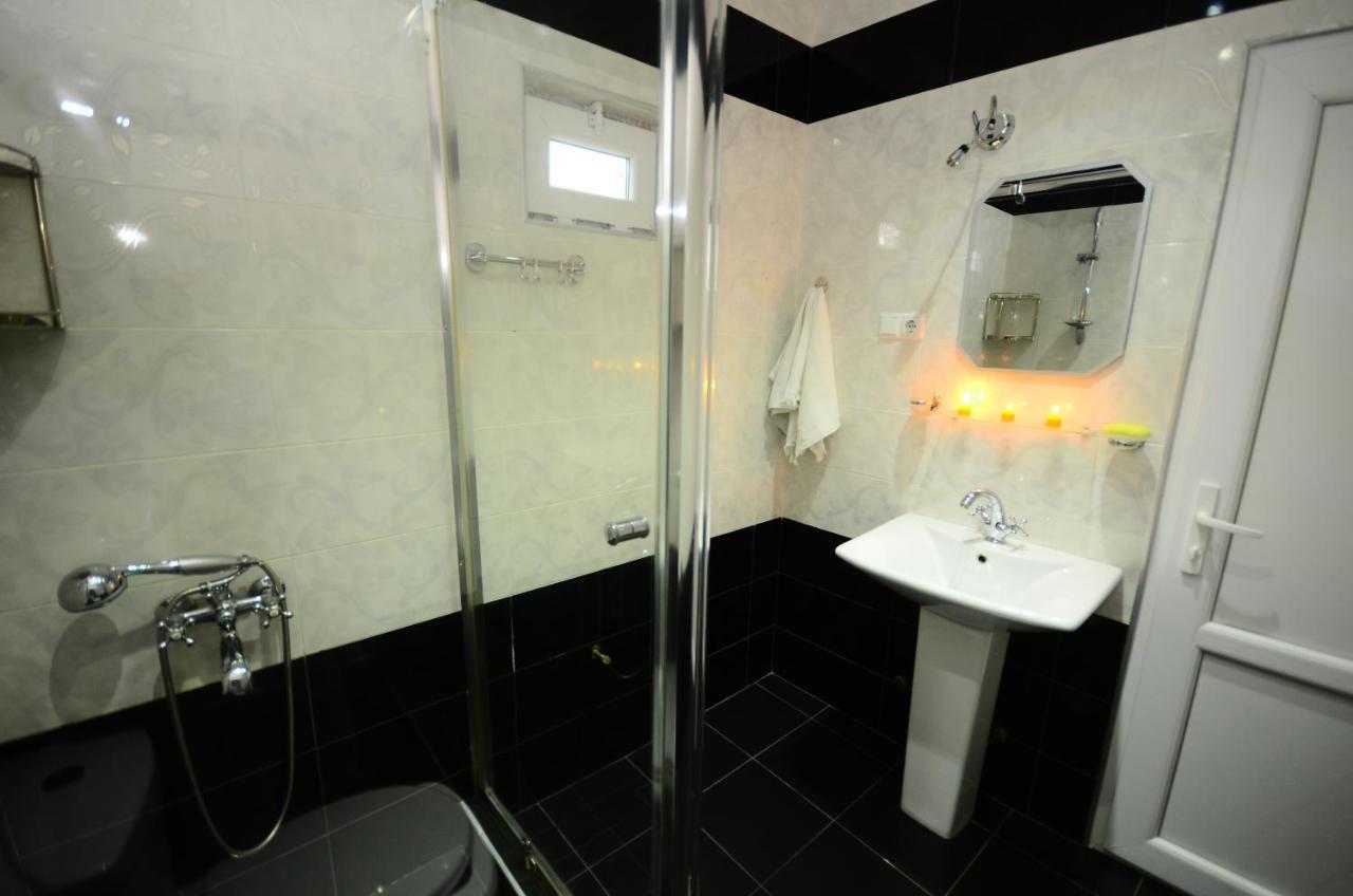 באטומי Aparthotel My Home מראה חיצוני תמונה