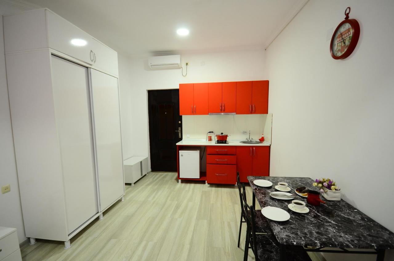 באטומי Aparthotel My Home מראה חיצוני תמונה