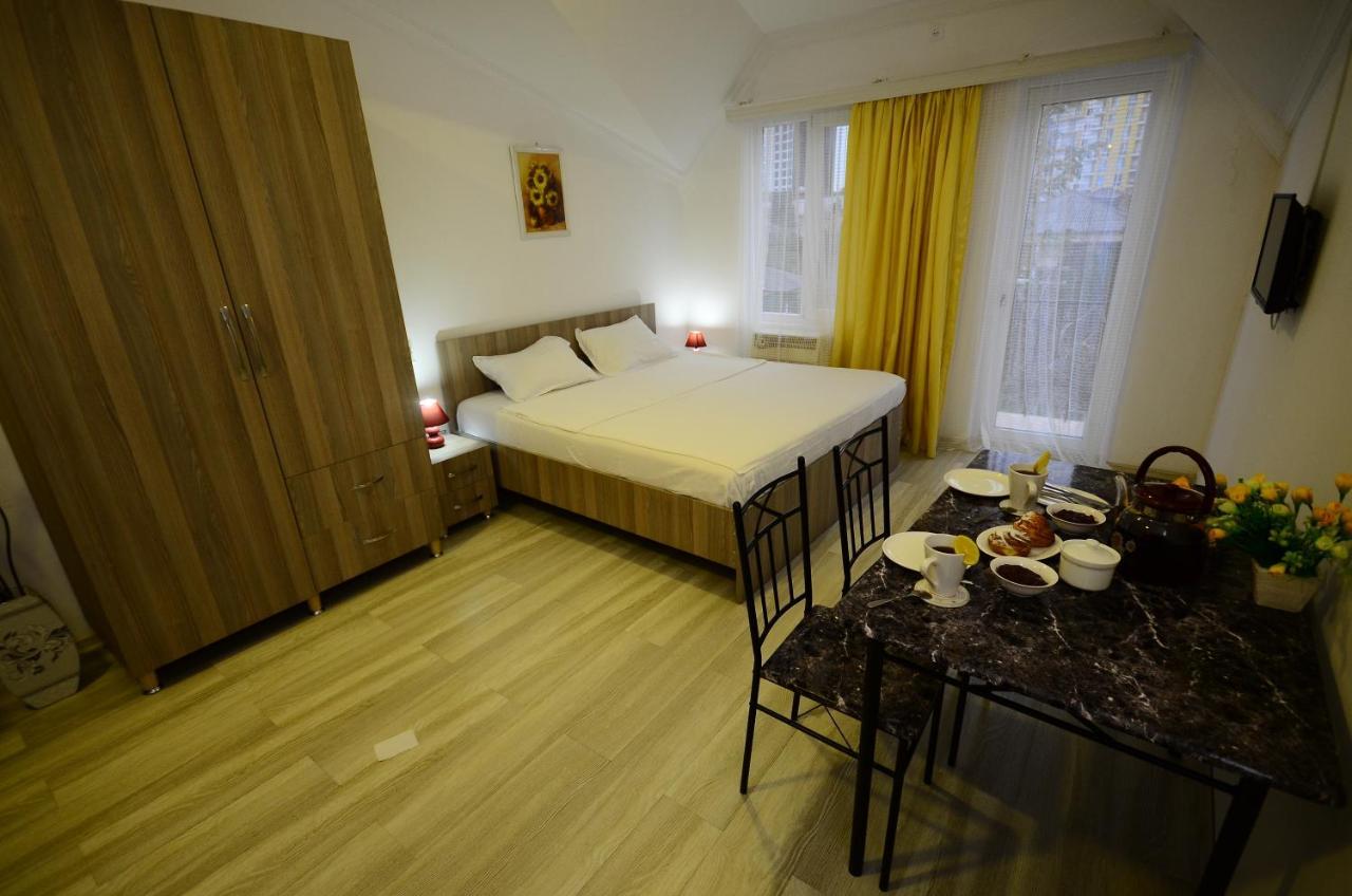 באטומי Aparthotel My Home מראה חיצוני תמונה