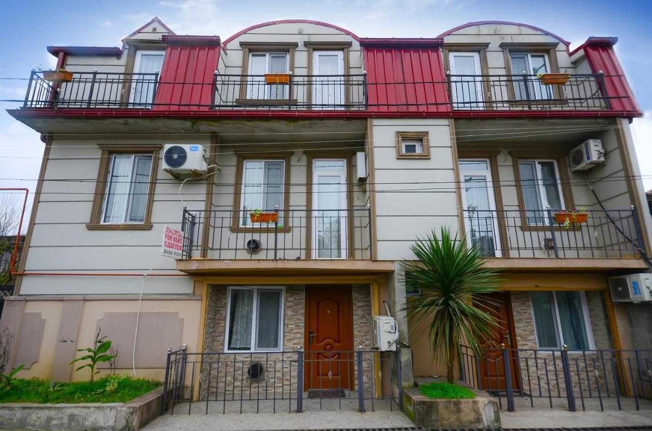 באטומי Aparthotel My Home מראה חיצוני תמונה