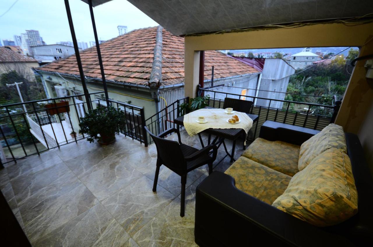 באטומי Aparthotel My Home מראה חיצוני תמונה