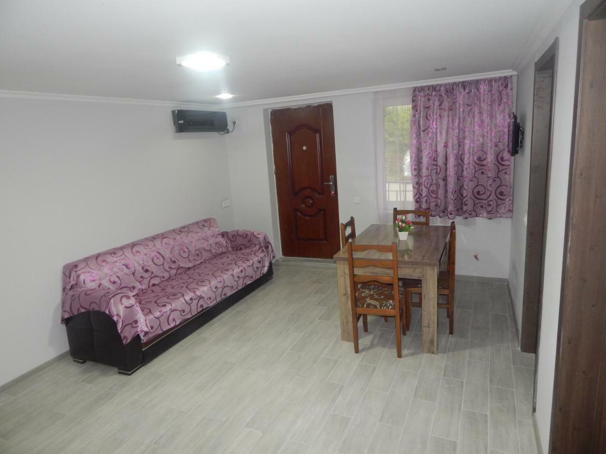 באטומי Aparthotel My Home מראה חיצוני תמונה